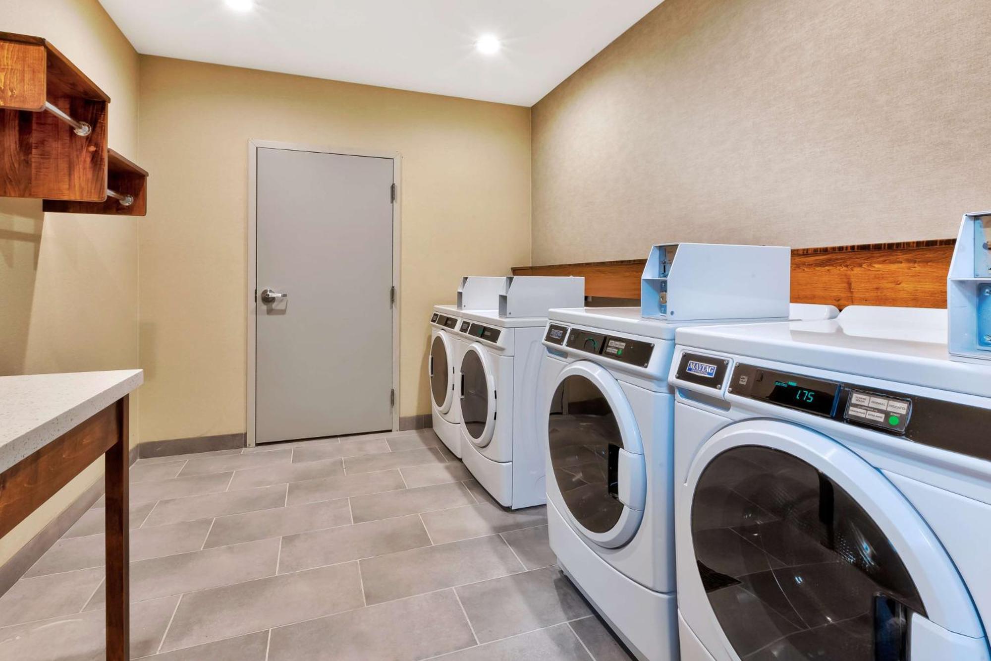 Home2 Suites By Hilton Grand Blanc Flint, Mi Exteriör bild